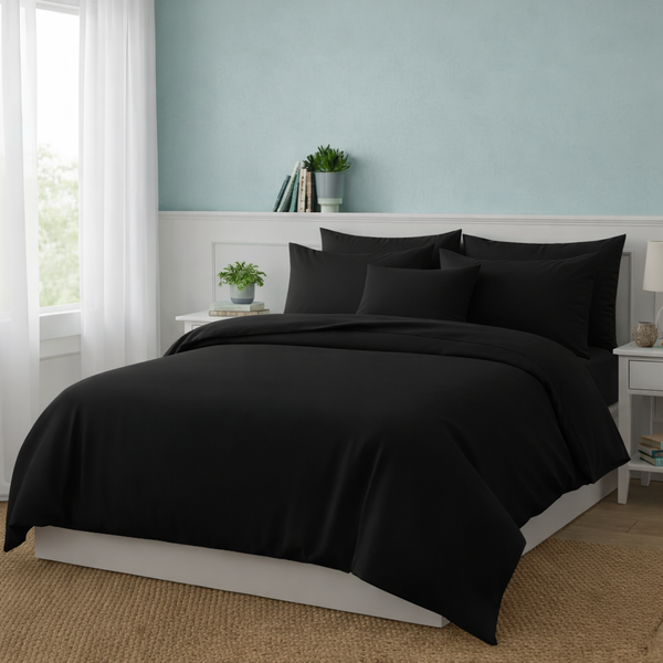 Black Plain - Bedsheet